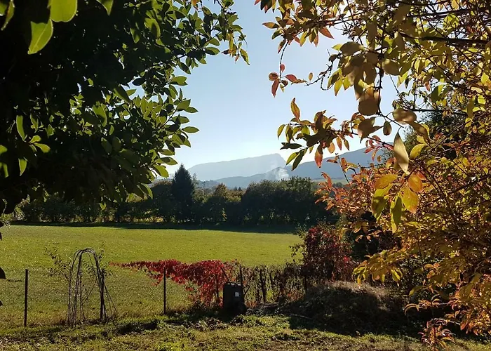 Antre Lacs Bed & Breakfast Saint-Girod